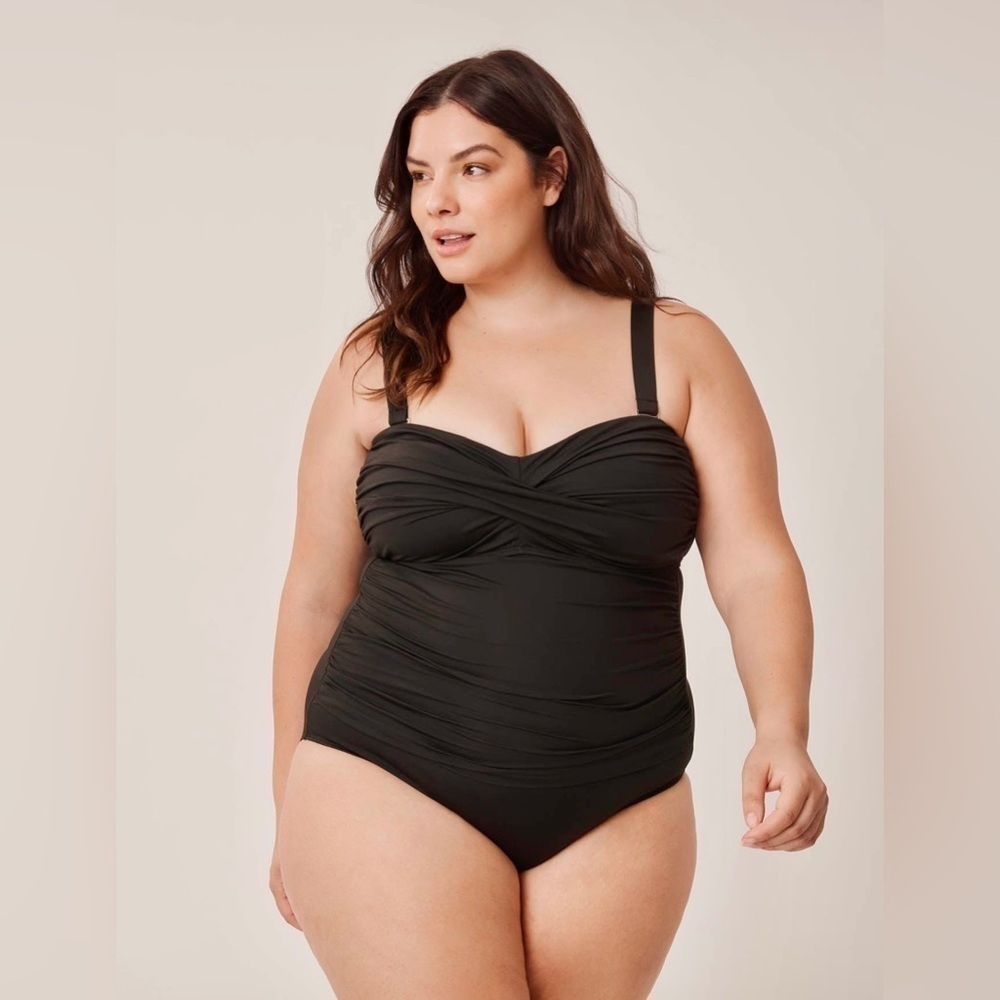Penningtons X Anne Cole - Twisted Front One Piece Swimsuit